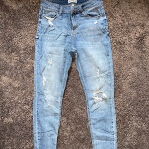 Women’s Distressed Jeans